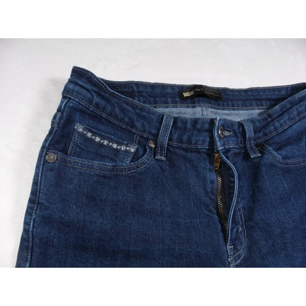 Levis Jeans Womens Size 30 x 28 Blue Denim Mid Rise Skinny‎ Stretch Comfort Dark